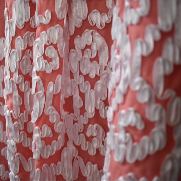 Peach V-Neck Dress - Picture 3 of 4